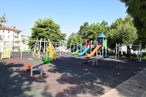 YILDIRIM’DA PARKLAR YENİLENİYOR