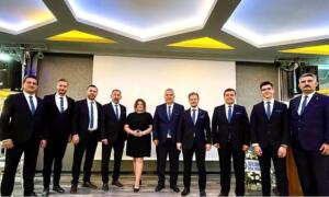 Gayrimenkul temsilcileri bir arada