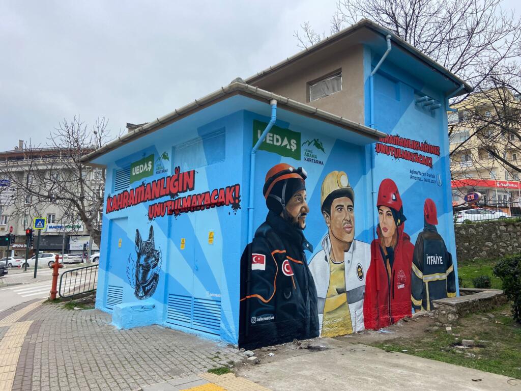 TRAFOLAR BU KEZ KAHRAMANLAR İÇİN KONUŞTU