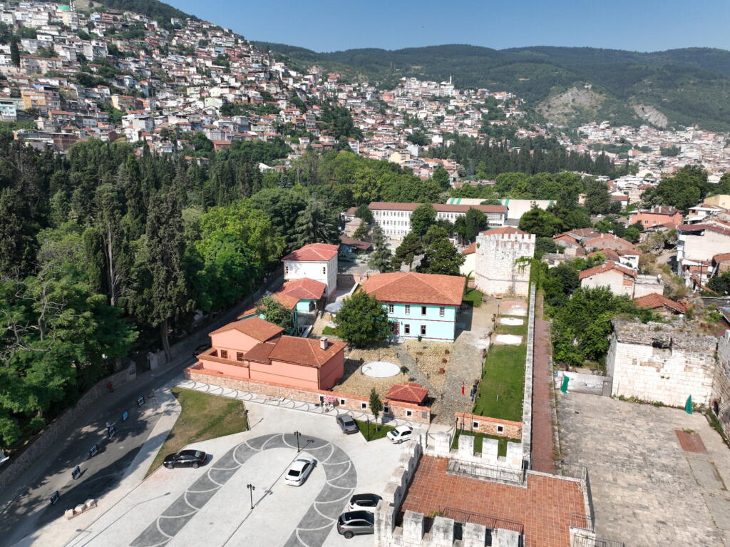 Bursa Mevlevihanesi küllerinden doğdu