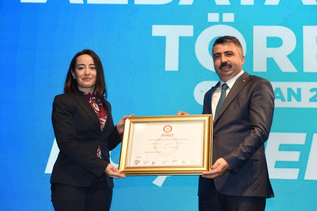 BAŞKAN YILMAZ GÜVEN TAZELEDİ