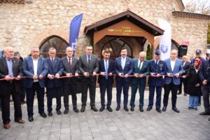Tarihi Yenişehir Çarşı Hamamı hizmete girdi