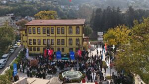 ALEV ALATLI ŞEHİR, DÜŞÜNCE VE SANAT MERKEZİ AÇILDI